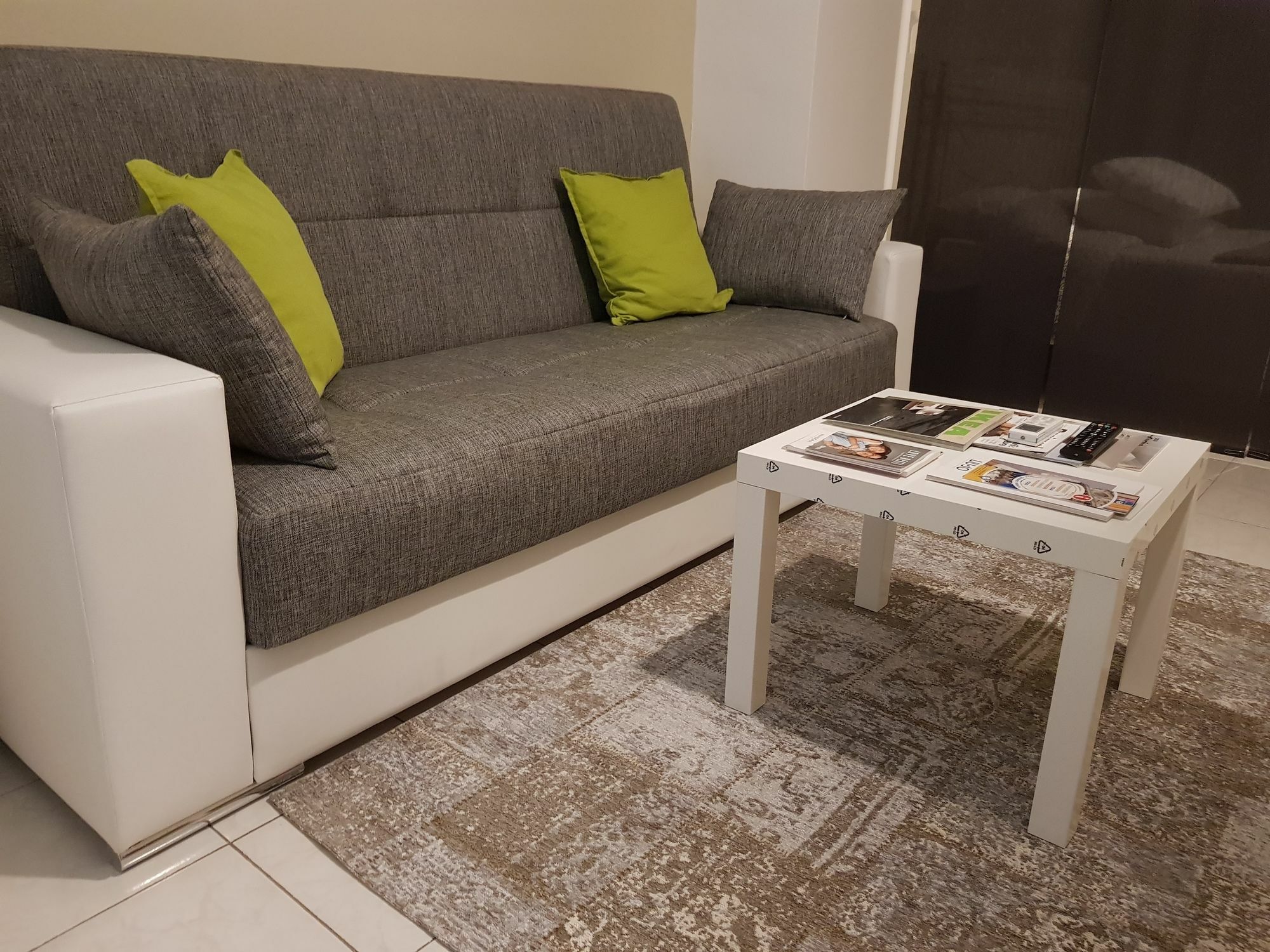 Happy Apartment Λέτσε Εξωτερικό φωτογραφία